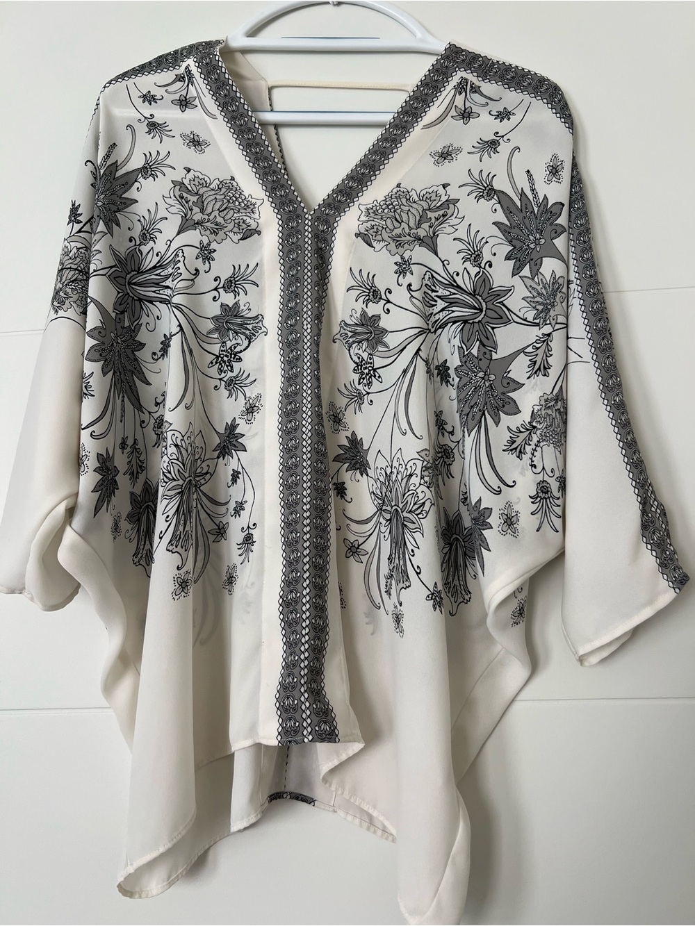 Rose & Olive Cream Floral Embellished Top